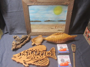 lot 219 image: Fish Themed
