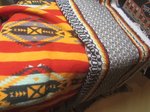 lot 221 image: Blankets