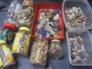 lot 254 image: Rocks