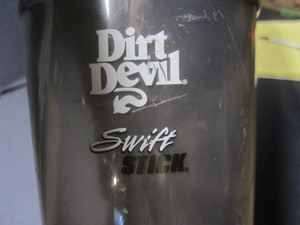 lot 290 image: Dirt Devil Stick Vacuum