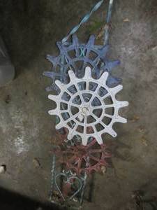 lot 303 image: Yard Art