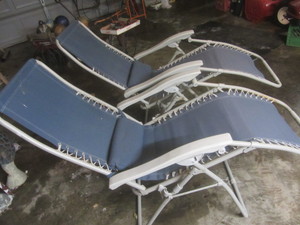 lot 313 image: Chaise Lounges