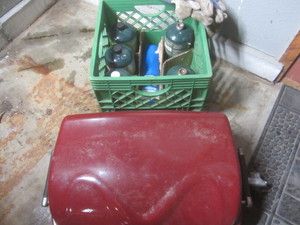 lot 318 image: Portable Gas Grill, Tanks