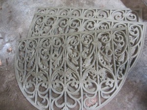 lot 321 image: Rubber Door Mats