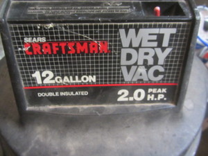 lot 329 image: Craftsman Wet Dry Vacuum