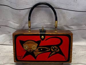 Hapicat�Wood Purse�