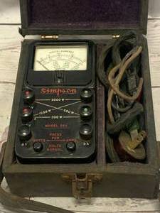 Simpson Model 390 Volt Ohm Meter�
