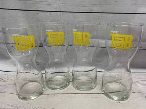 Set of Four Vintage Tub Glasses�