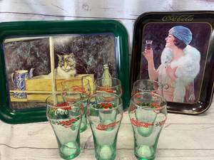 Coca Cola Glasses & Trays�