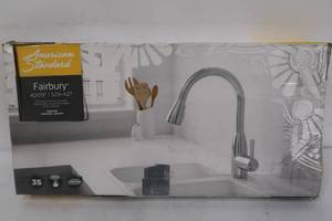 lot 9 image: American Standard Fairbury Single-Handle Pull-Down Sprayer Kitchen Faucet in Polished Chrome