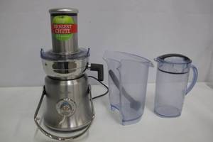 lot 24 image: Breville - the Juice Fountain Cold XL Juicer - Brushed Stainless Steel