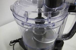 lot 46 image: Hamilton Beach 70725 12-Cup Stack and Snap Food Processor