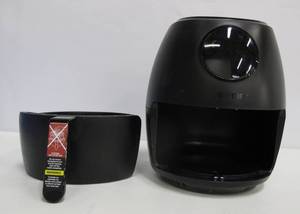 lot 32 image: Chefman 3.7qt Digital Air Fryer