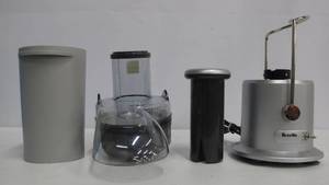 lot 33 image: Breville JE98XL Juice Fountain Plus Centrifugal Juicer, Brushed Stainless Steel.
