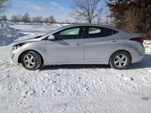2014 Hyundai Elantra SE  LOW MILES  2 OWNER