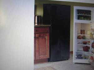 lot 69 image: Montgomery Ward 7.5 Cu. Ft. Refri...