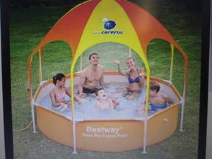 lot 98 image: Bestway 8 x 20 Splash Shade Kids...