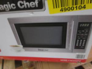 lot 111 image: Magic Chef 1.3 Cu. Ft. Stainless St...