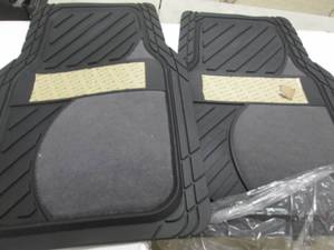 lot 119 image: Set of 3 Rubber Car Mats open box R...