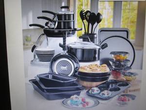 lot 157 image: Chef Tested 44-Piece All-in-One Kit...