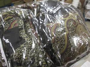 lot 160 image: 21 pc King Bedding Set open pkg Ret...