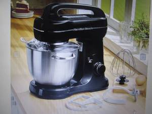 lot 167 image: Hamilton Beach 7-Speed Stand Mixer ...