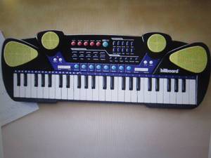 lot 170 image: Billboard Keyboard open box, Retail...