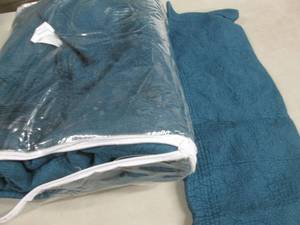 lot 203 image: 70x90 inch Quilt with Sham Retail $...