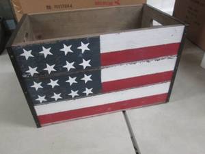 lot 232 image: Flag Crate...