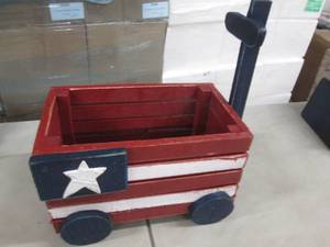 lot 239 image: Flag Wagon Planter...