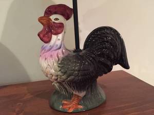 lot 7 image: Fun Ceramic Chicken Table Lamp w Beaded Shade