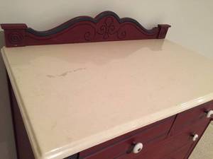 lot 15 image: Lovely Painted Vintage Dresser with  Marble Top and Five Drawers