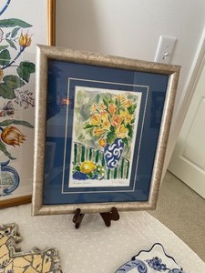 lot 108 image: Floral Decor Lot