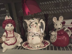lot 157 image: Home Deco Lot