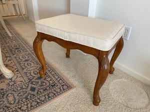 lot 135 image: Decorative Upholstered Ottoman