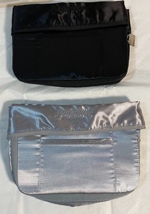 lot 14 image: 7 WalletsSmall Bags