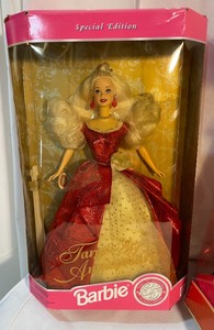 lot 20 image: Special Edition Barbies