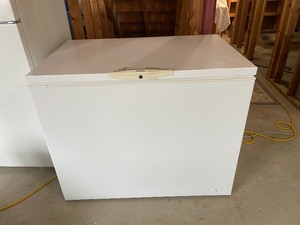 lot 18 image: Kenmore Heavy Duty Commercial Freezer