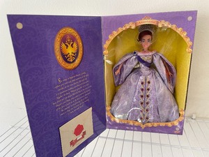 lot 138 image: Classique Collection Special Edition Anastasia Barbie and More