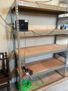 lot 192 image: Shelving Unit (Items on the shelves not included)