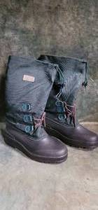 lot 128 image: Sorel Size 9 Womens Snow Boots