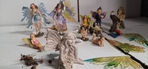 lot 104 image: Fairy Garden Figurines