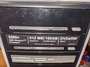 lot 84 image: Compaq Presario SR1517CL Desktop Tower