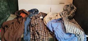 lot 142 image: Mens Brand Name Button Up Shirts Sz L,