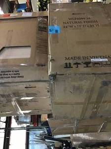 Lot of assorted cabinets and cabinet see pictures