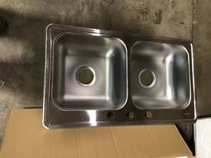 Lot of assorted sinks see pictures open box customer returns