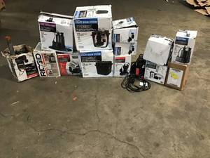 Lot of assorted Everbuilt Pumps various models and conditions see  pictures