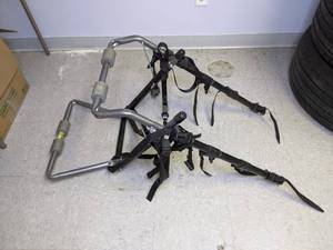 lot 251 image: Trunk Bike Rack by Allen
