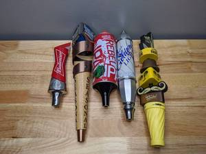 lot 40 image: Beer Tap Handle Lot Sam Adams Michelob Golden Light Budweiser Curious Traveler