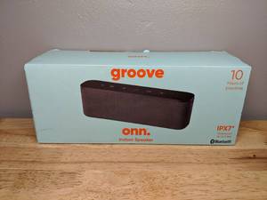 lot 22 image: Brand New ONN Groove Bluetooth Speaker